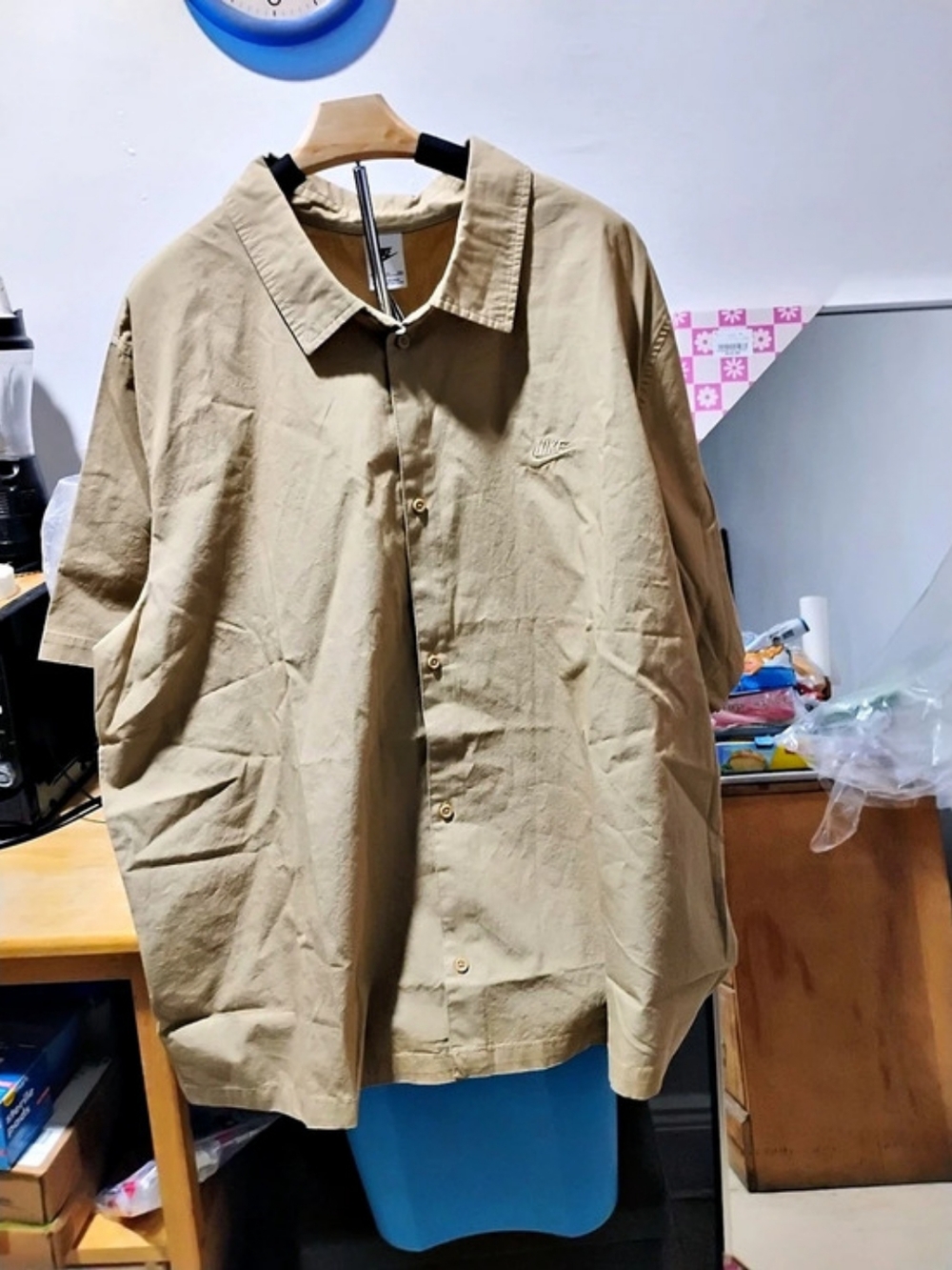 Nike Club Men's Short Sleeve Button Down Shirt Parachute Beige XXL NWT
